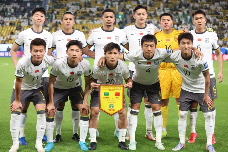 国足跌至历史新低印尼创十年最佳 FIFA排名上演冰火两重天