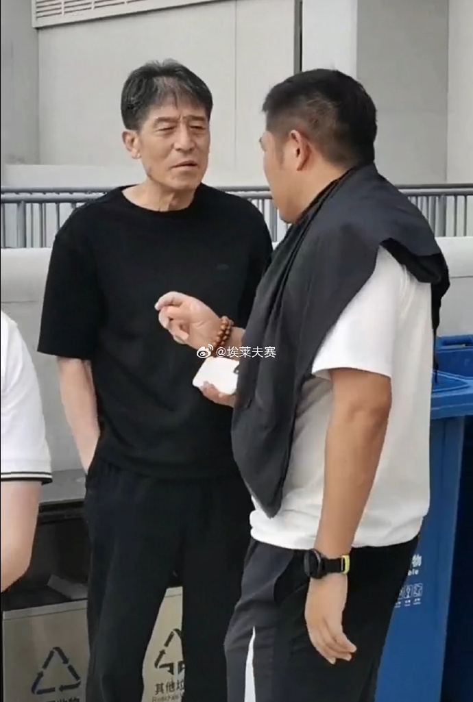 铁帅李章洙重返工体见证国安激战云南玉昆